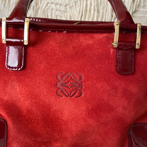 SALE!!! Adorable Loewe Handbag - Picture 4 of 16